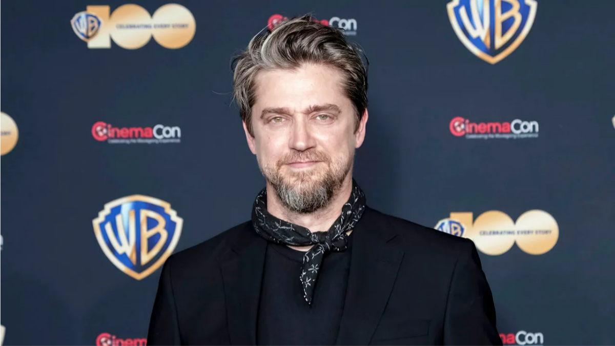 ‘the flash’ director andy muschietti to direct new batman movie