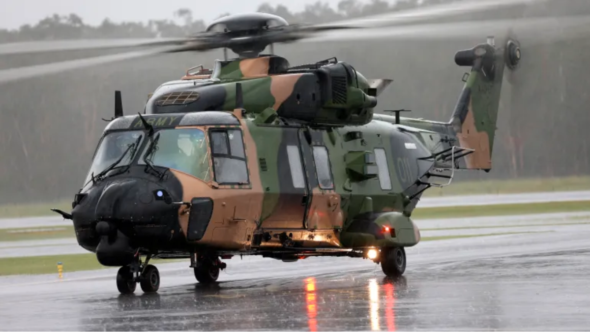 4 men feared dead after helicopter crashes during us – australia military drill in queensland