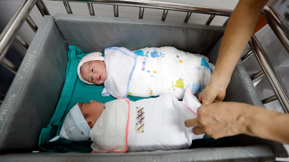 oman nearly doubles paid maternity leave as part of new laws