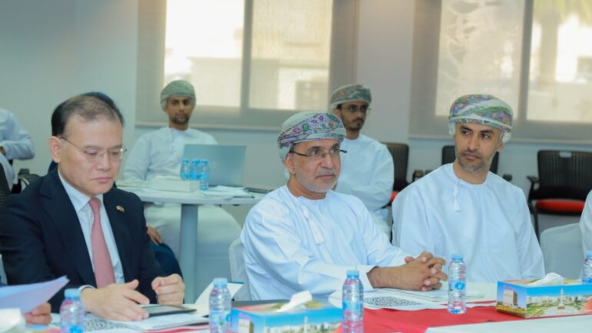 oman to set up an ews to predict financial, economic crises