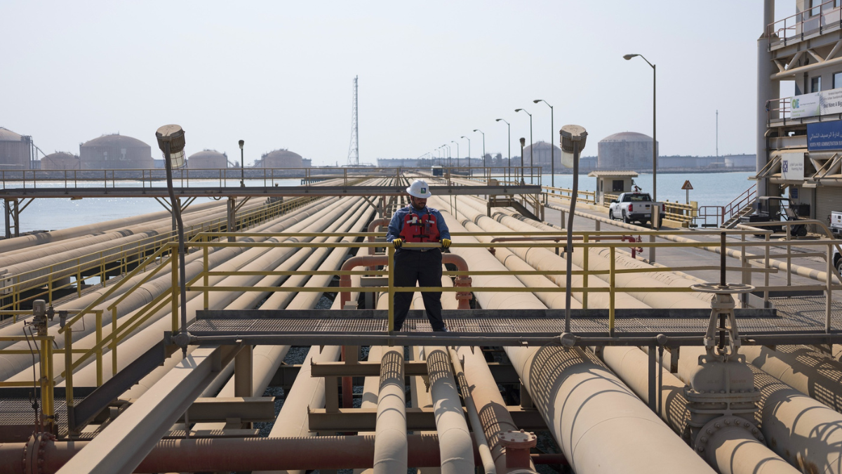 have gulf states shed their 'rentier' status reliant on oil