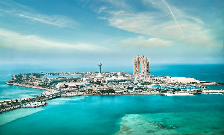 From ancient traditions to futuristic cities, explore the GCC for an unforgettable experience