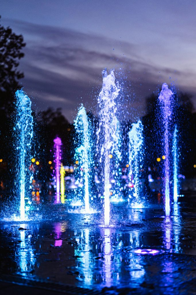 enjoy dazzling evenings at dubai fountain shows