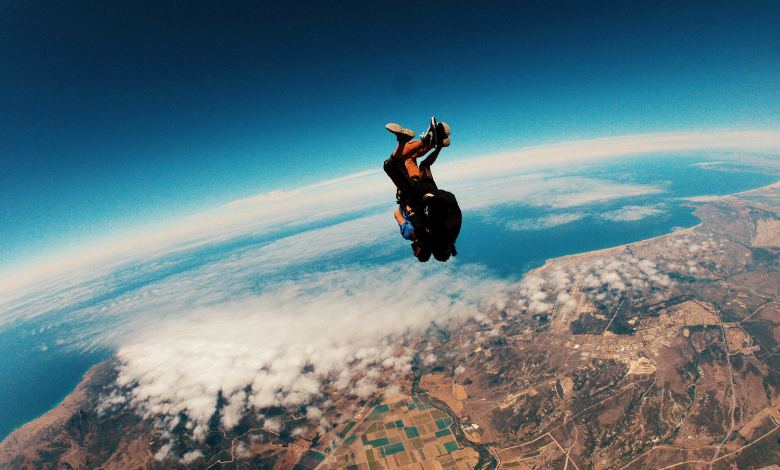 skydiving scenes