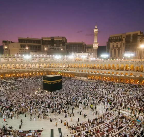 Saudi Arabia enforces vaccine protocols for Umrah 2025 pilgrims