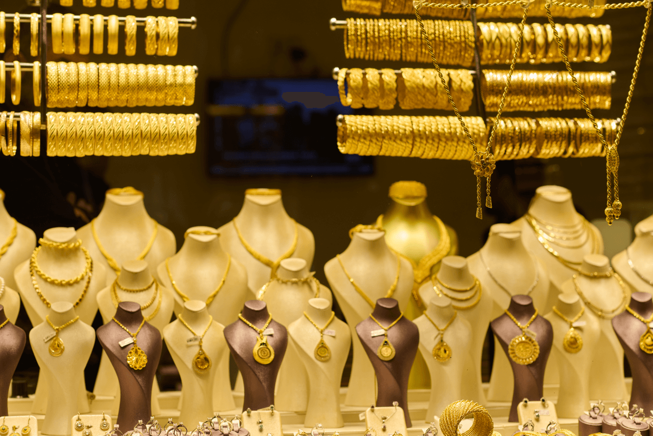 dubai gold prices surges a new high aed 405.25 increase in 7 days