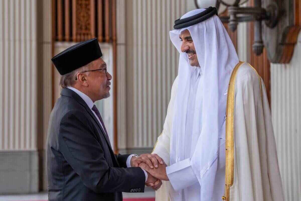 qatar and malaysia explore avenues to strengthen bilateral ties