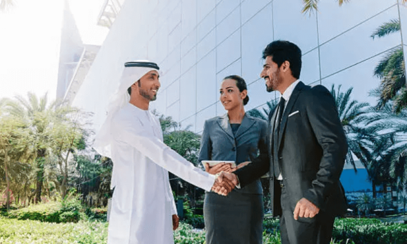 uae job market trends 2025