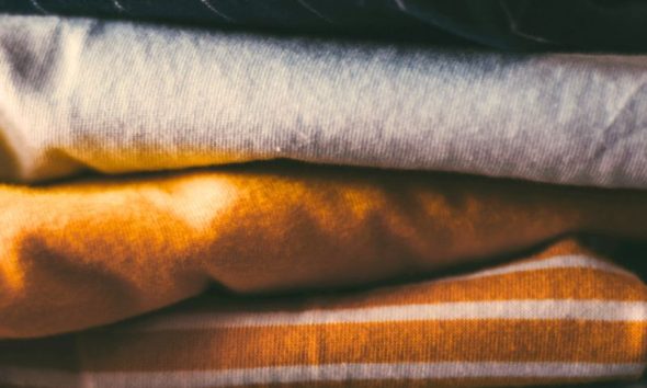 Breathable Capsule Wardrobe for Hot Climates