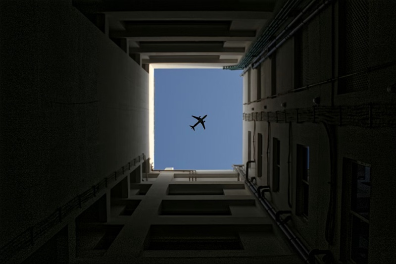 muscat flight rerouting hub