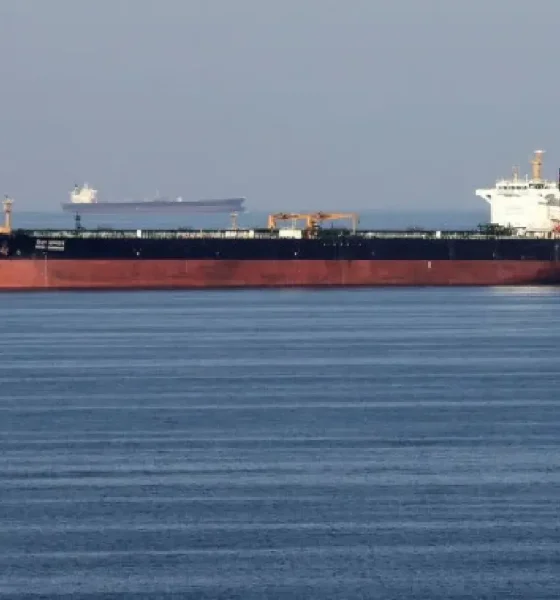 oman reports ‘positive’ progress on hormuz transit